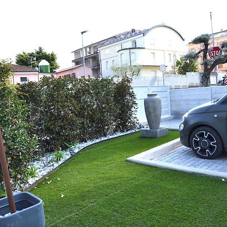 Iris Ar Holiday-Home Peschiera del Garda Exteriér fotografie