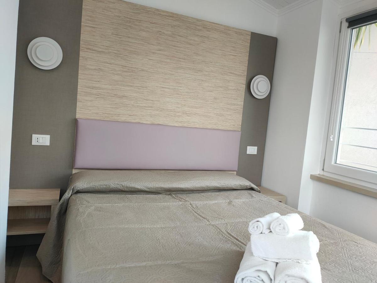 Iris Ar Holiday-Home Peschiera del Garda Exteriér fotografie