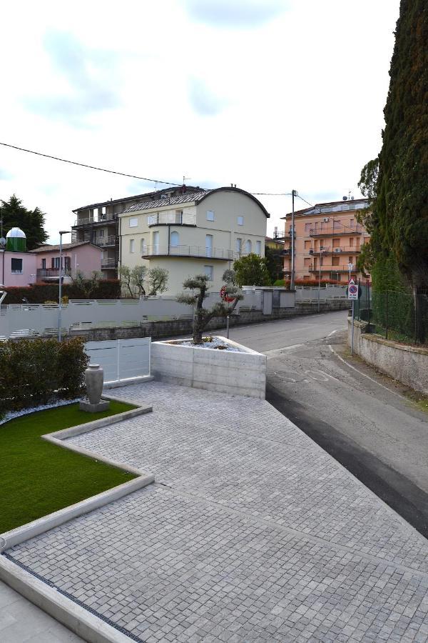 Iris Ar Holiday-Home Peschiera del Garda Exteriér fotografie