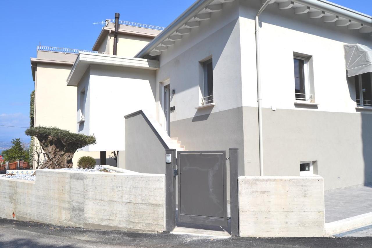 Iris Ar Holiday-Home Peschiera del Garda Exteriér fotografie